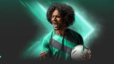 巴黎与红军争抢施洛特贝克，多特寻求加薪留将