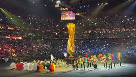 王长浩赢得春季游泳锦标赛男子50米蝶泳金牌